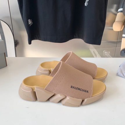 SPEED 2.0 SLIDE SANDAL IN BEIGE RECYCLED KNIT