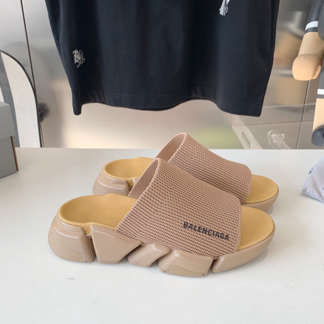 SPEED 2.0 SLIDE SANDAL IN BEIGE RECYCLED KNIT