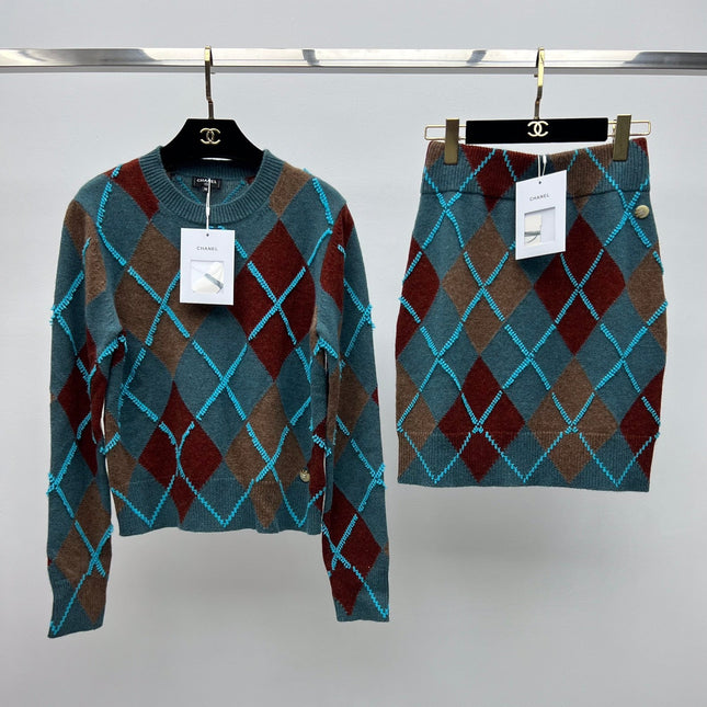 CHANEL 25S ROUND NECK SWEATER SET STYLE 254