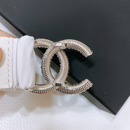 CC ELASTIC BELT 30MM IN WHITE CALFSKIN SILVER HARDWARE WITH RHINSTONES