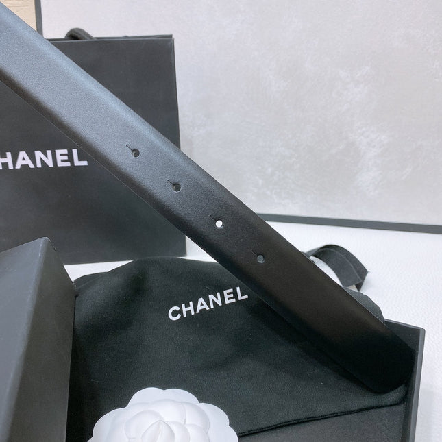 CC 30MM BELT IN BLACK SMOOTH CALFSKIN WHITE MIX BLACK METAL HARDWARE