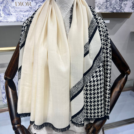 DIOR SCARF 140 CM IN CASHMERE SILK FABRIC 726470