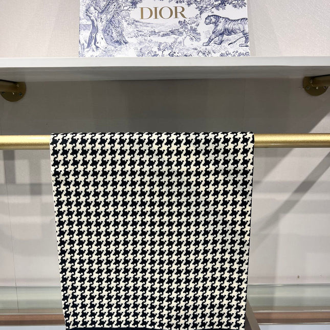 DIOR SCARF 140 CM IN CASHMERE SILK FABRIC 726470