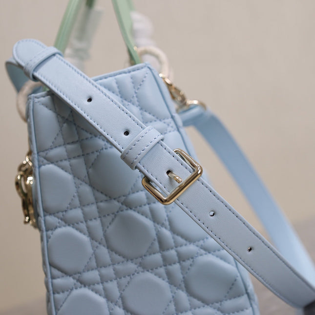 LADY BAG 24 IN BABY BLUE QUILTED MACROCANNAGE CALFSKIN GREEN STRAP