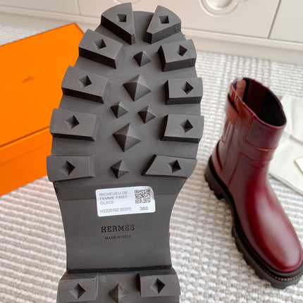 JAIME ANKLE BOOT IN BURGUNDY RED CALFSKIN