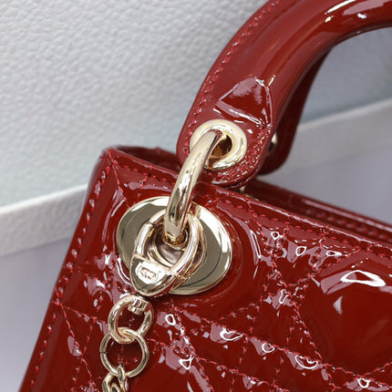 MINI LADY BAG 17 IN RED QUILTED MACROCANNAGE CALFSKIN