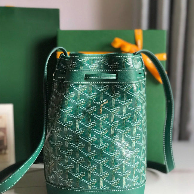 PETIT FLOT BUCKET BAG 22 IN GREEN GOYARDINE CANVAS AND LAMBSKIN TRIM