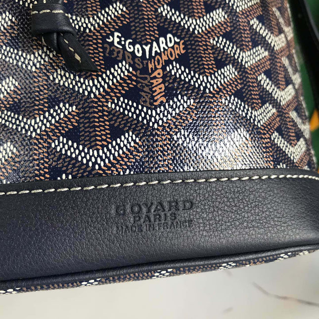 PETIT FLOT BUCKET BAG 22 IN NAVY BLUE GOYARDINE CANVAS AND LAMBSKIN TRIM