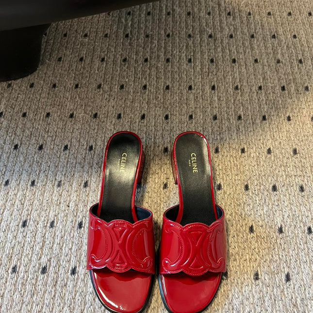 CLEMENCE MULE IN RUBY RED LAMBSKIN AND PATENT CALFSKIN