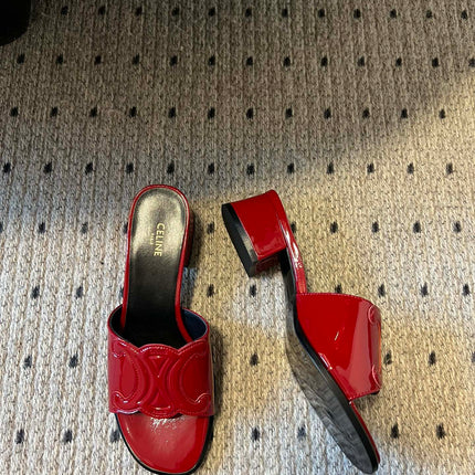 CLEMENCE MULE IN RUBY RED LAMBSKIN AND PATENT CALFSKIN