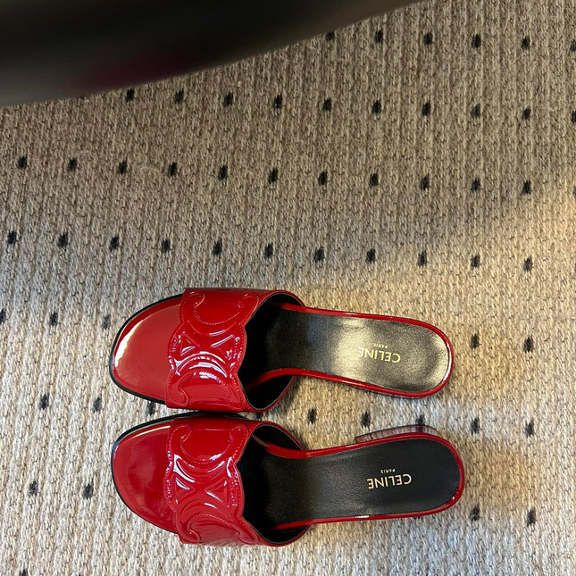 CLEMENCE MULE IN RUBY RED LAMBSKIN AND PATENT CALFSKIN