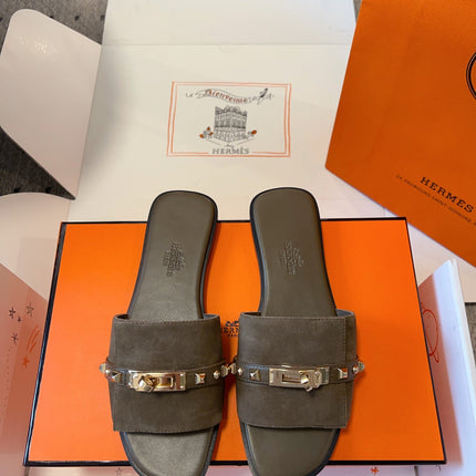 GIULIA FLAT SANDAL IN MOCHA BROWN SUEDE