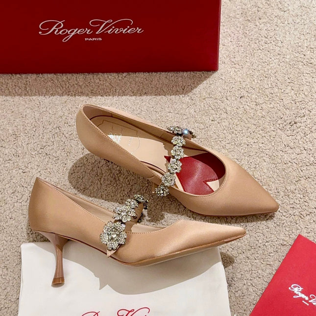 EFFLORESCENCE MARY JANE PUMPS IN TAN BEIGE SILK