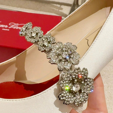 EFFLORESCENCE MARY JANE PUMPS IN WHITE SILK