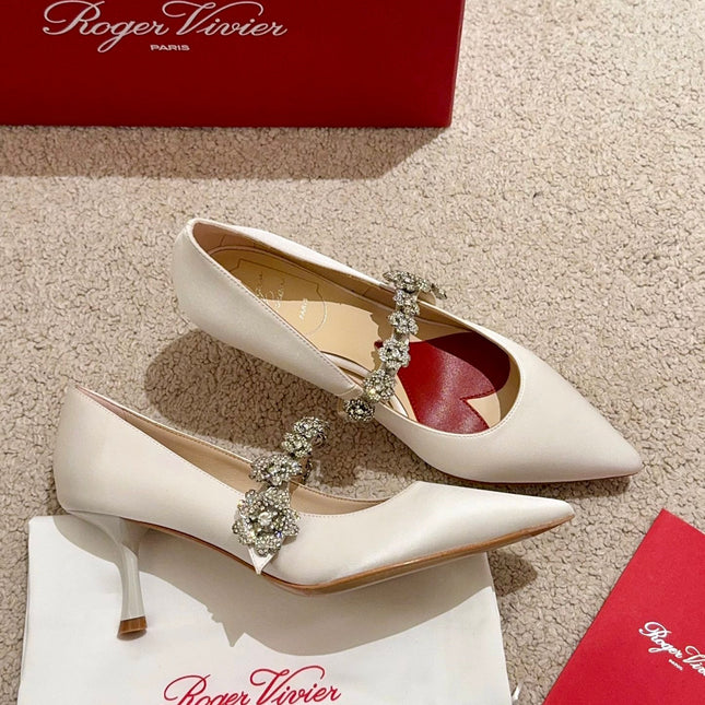 EFFLORESCENCE MARY JANE PUMPS IN WHITE SILK