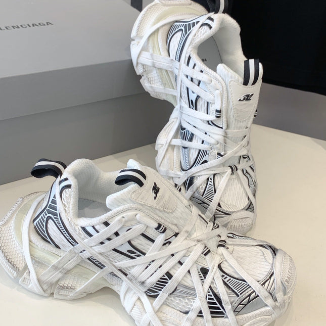 3XL EXTREME LACE SNEAKER WHITE AND SILVER