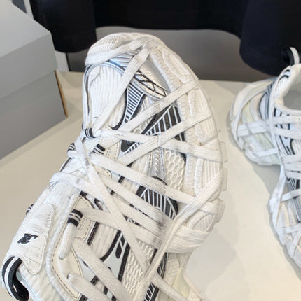 3XL EXTREME LACE SNEAKER WHITE AND SILVER