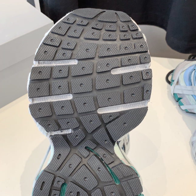 3XL EXTREME LACE SNEAKER GRAY AND LIGHT BLUE