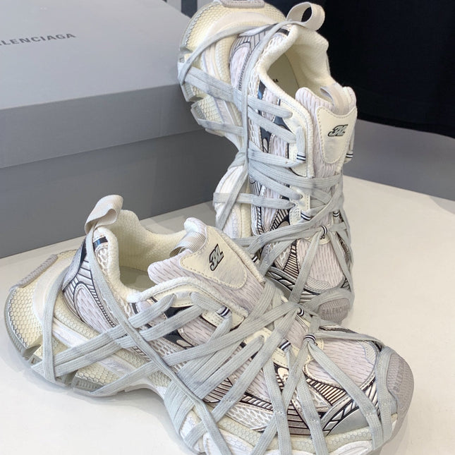 3XL EXTREME LACE SNEAKER BEIGE AND GRAY