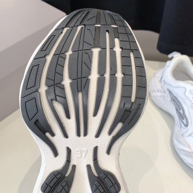 MONDAY SHOE IN WHITE COWSKIN AND POLYESTER