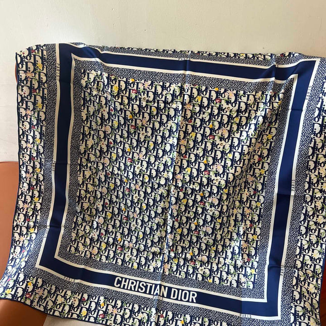 DIOR SCARF 90 CM IN SILK 600340