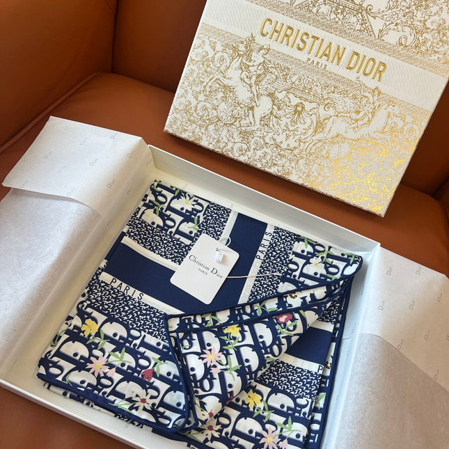 DIOR SCARF 90 CM IN SILK 600340