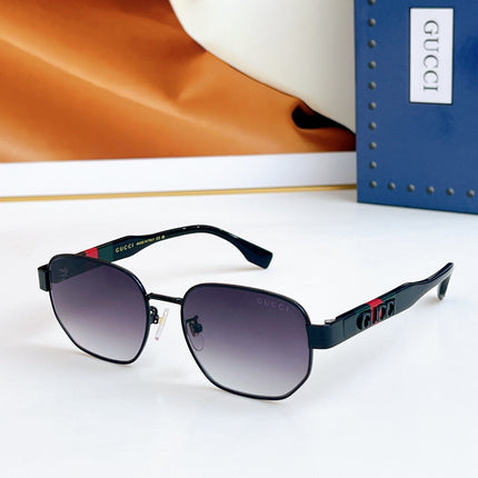 SQUARE FRAME SUNGLASSES GG1407 IN METAL EMBOSSED LOGO
