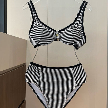 CC BIKINI SWIMSUIT SET IN BLACK AND WHITE STRIPES 599111