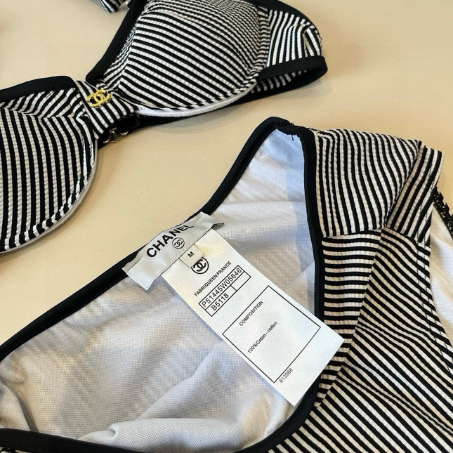 CC BIKINI SWIMSUIT SET IN BLACK AND WHITE STRIPES 599111