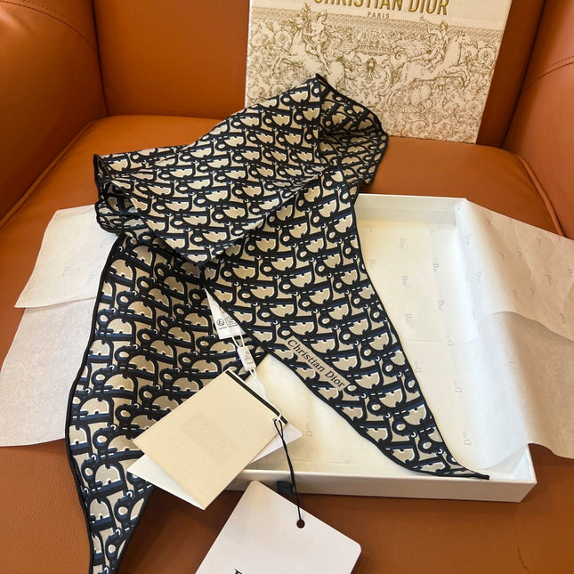 DIOR SCARF 110 CM IN SILK 627636