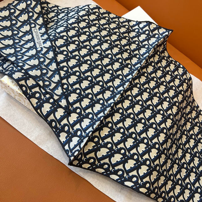 DIOR SCARF 110 CM IN SILK 627636