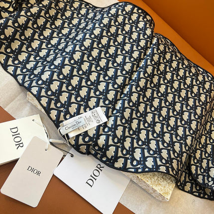 DIOR SCARF 110 CM IN SILK 627636