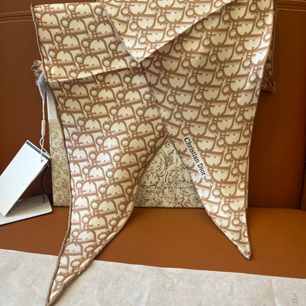 DIOR SCARF 110 CM IN SILK 627637