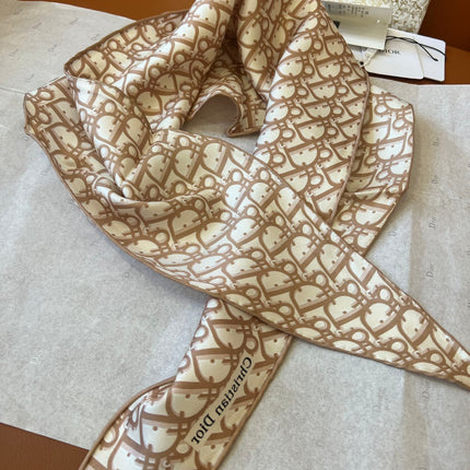 DIOR SCARF 110 CM IN SILK 627637
