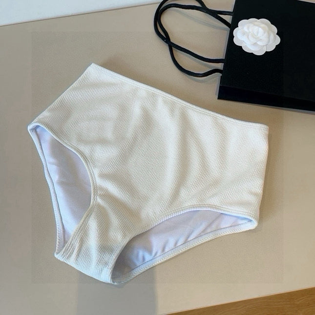 CC BIKINI SWIMSUIT SET IN WHITE 629244