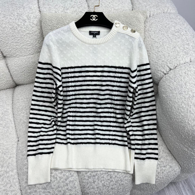 CHANEL 25S SWEATER STYLE 166