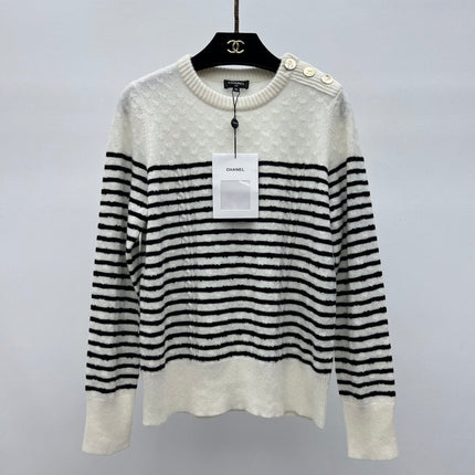 CHANEL 25S SWEATER STYLE 166