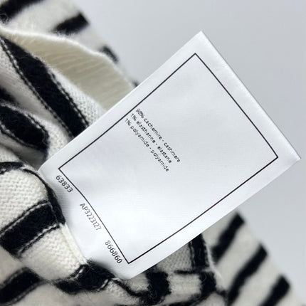 CHANEL 25S SWEATER STYLE 166