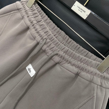 ALO JOGGER SWEATPANTS STYLE 182