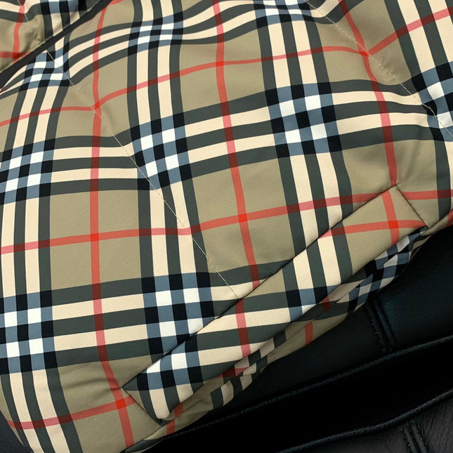 BURBERRY 25S REVERSIBLE DOWN VEST 065