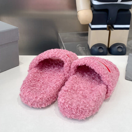 BALENCIAGA 25S FLAT SLIPPERS IN PINK MIX RED WOOL