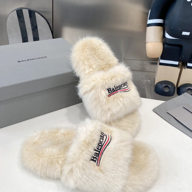 BALENCIAGA 25S FUR SLIPPERS IN LIGHT BEIGE FAUX SHEARLING