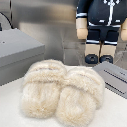 BALENCIAGA 25S FUR SLIPPERS IN LIGHT BEIGE FAUX SHEARLING