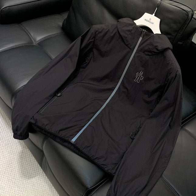 MONCLER 25S LIGHTWEIGHT HOODED JACKET 241