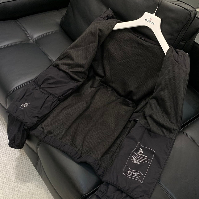 MONCLER 25S LIGHTWEIGHT HOODED JACKET 241