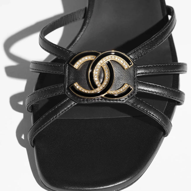 SANDALS 40 MM IN BLACK PATENT LAMBSKIN