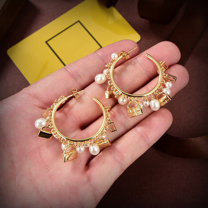 F BUCKLE PEARL GOLD EARRINGS