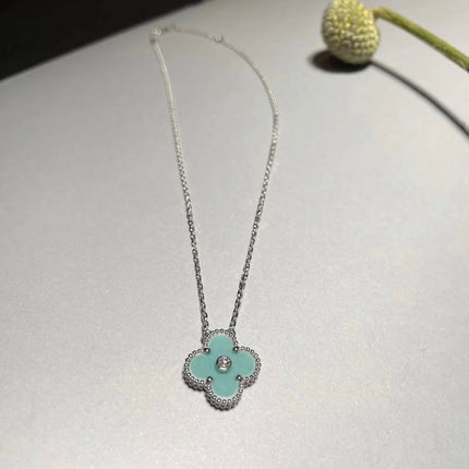 CLOVER 1 DIAMOND LIGHT BLUE SILVER NECKLACE