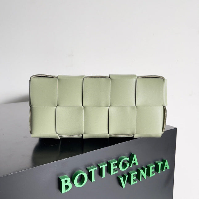 BV SMALL BRICK 24CM LIGHT GREEN LAMBSKIN