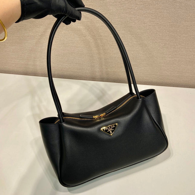 PRA 28 LARGE BLACK CALFSKIN HANDBAG